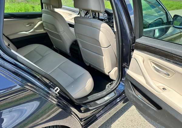 BMW Seria 5 cena 76999 przebieg: 278888, rok produkcji 2016 z Zgierz małe 254